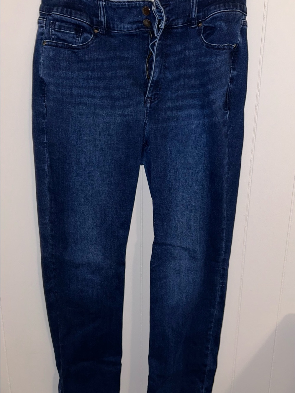 Lane Bryant high rise, straight leg jeans, with tummy control sz 16